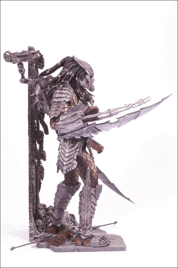 AVP McFarlane Toys 04