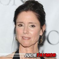 Julie Taymor  Réalisatrice, Productrice, Scénariste