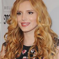 Bella Thorne  Actrice, Doubleuse (voix)